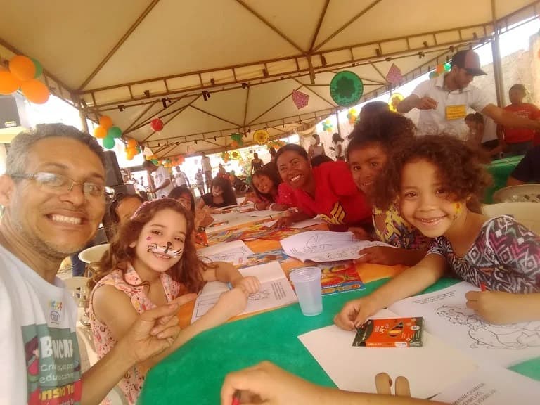 Trabalho voluntário no CEIA — 2